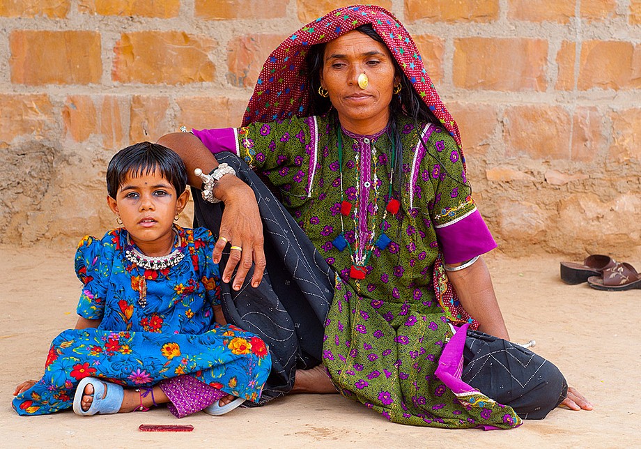 Basanpeer w pobliżu Jaisalmeru - ludzie Sindhi (Indie 2010 - portety i inni ludzie)